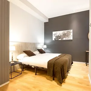 rent-top-apartments-rambla-catalunya-barcelona.catalonia-hotels.com/